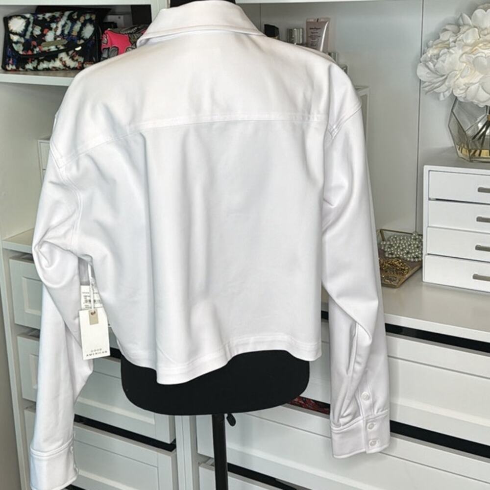 Good American White Cropped Shirt Size 4 (XL). White. - Picture 5 of 12